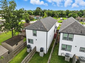 4112 Majestic Street B, Houston TX 77026