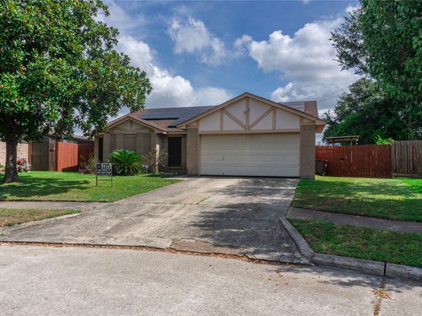 11954 Welshpool Glen Drive, Houston TX 77066