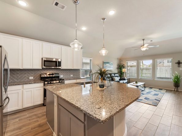 2655 Ivy Wood Lane, Conroe TX 77385