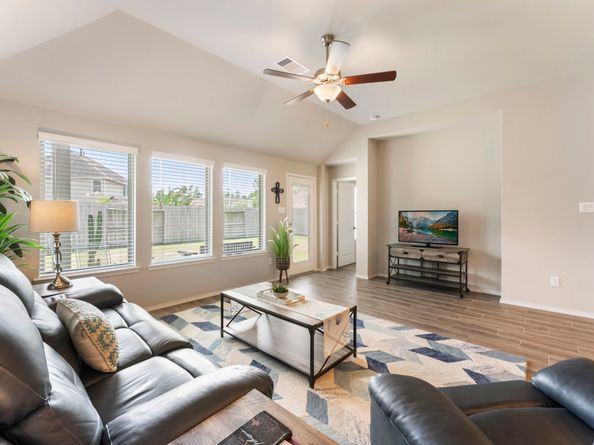 2655 Ivy Wood Lane, Conroe TX 77385