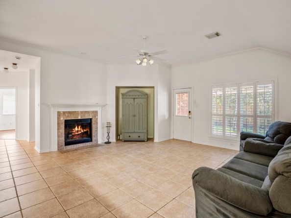 15 Heron Hollow Court, Spring TX 77382