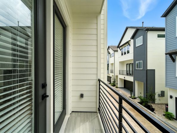 1412 Cedar Post Ln, Houston TX 77055