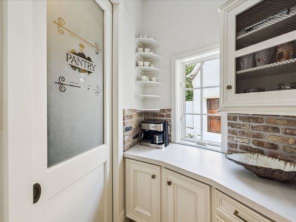 11834 Longleaf Lane, Houston TX 77024