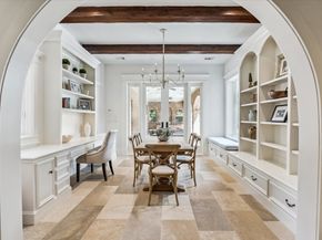 11834 Longleaf Lane, Houston TX 77024