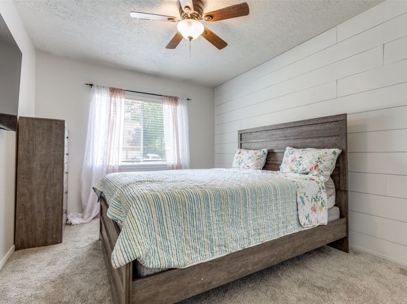 5402 Haven Oaks Drive, Houston TX 77339