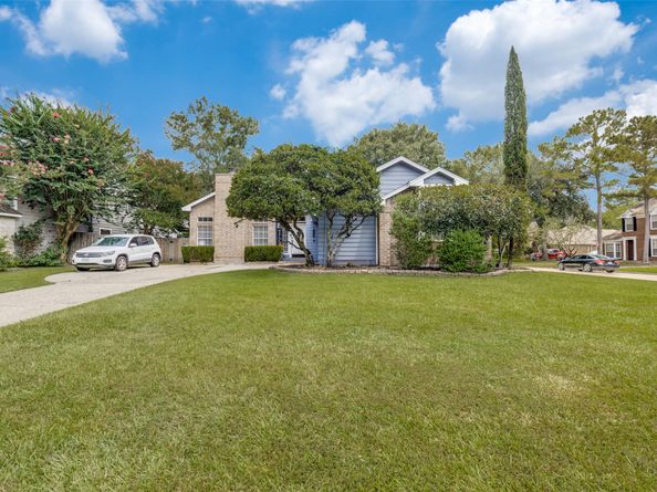 5402 Haven Oaks Drive, Houston TX 77339