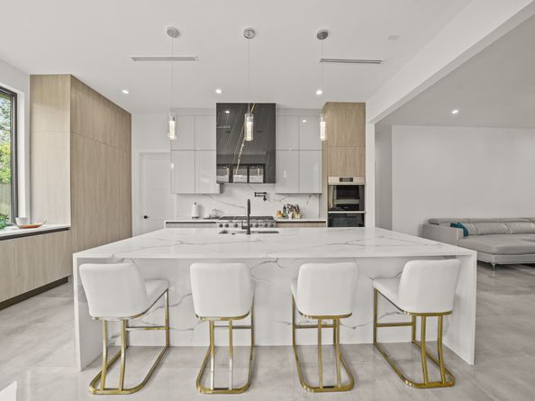 9909 Larston Street, Houston TX 77055