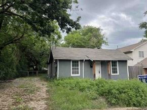 820 Allen Street, Denton TX 76205