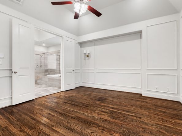 5658 Darling Street, Houston TX 77007