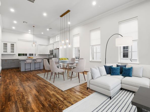 5658 Darling Street, Houston TX 77007