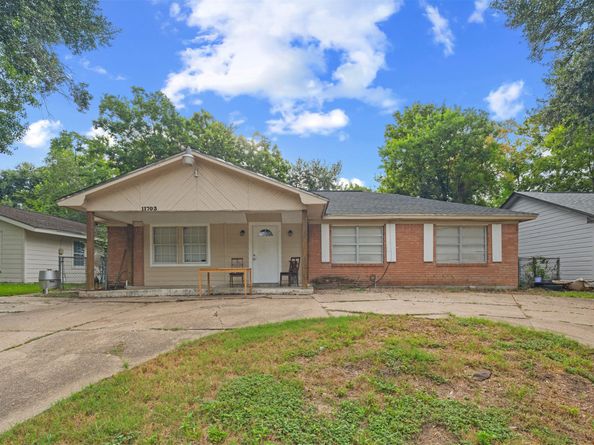 11703 Segrest Drive, Houston TX 77047