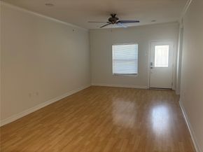 3501 Chenevert Street 11, Houston TX 77004
