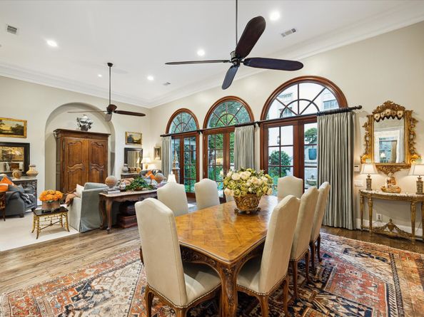 2215 Dunstan Road, Houston TX 77005