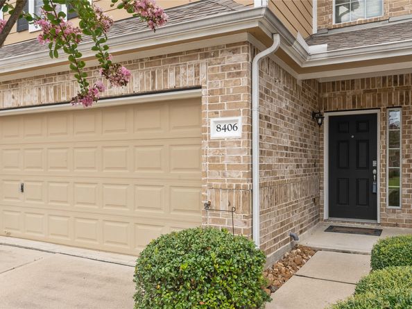 8406 Willow Loch Drive, Spring TX 77379