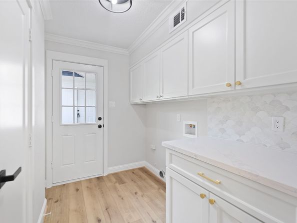2022 Pine River Drive, Houston TX 77339
