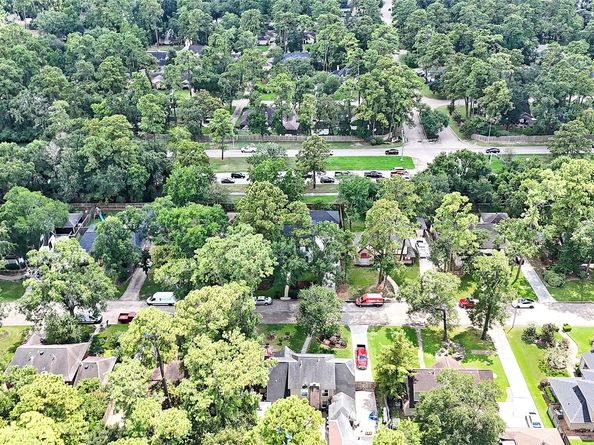 2022 Pine River Drive, Houston TX 77339