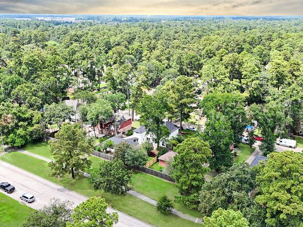 2022 Pine River Drive, Houston TX 77339
