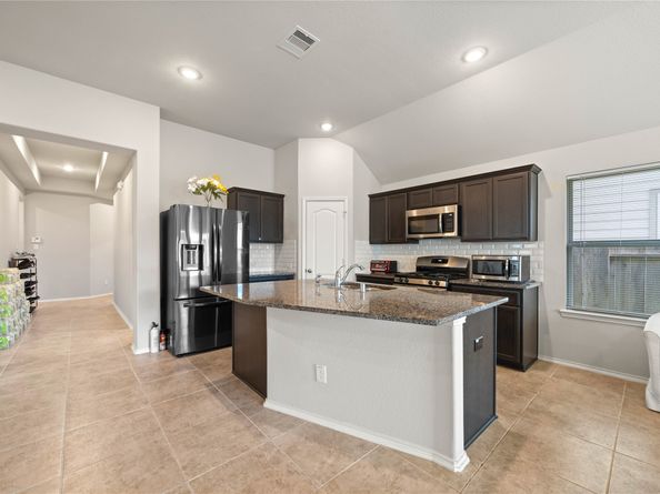 5111 Azalea Trace Drive, Houston TX 77066