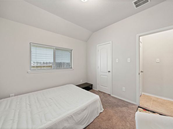 5111 Azalea Trace Drive, Houston TX 77066