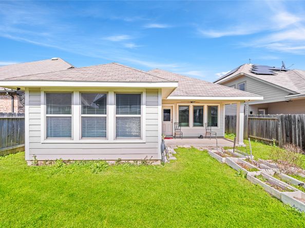 5111 Azalea Trace Drive, Houston TX 77066