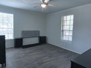 2255 Braeswood Park Drive 137, Houston TX 77030