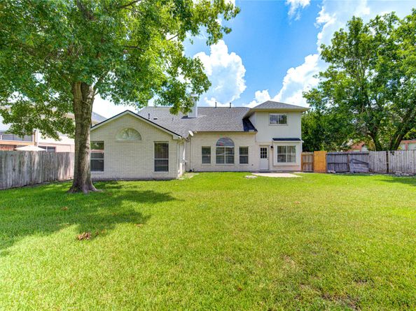 7726 Las Flores Drive, Houston TX 77083