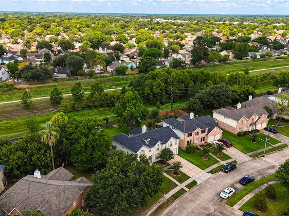 7726 Las Flores Drive, Houston TX 77083