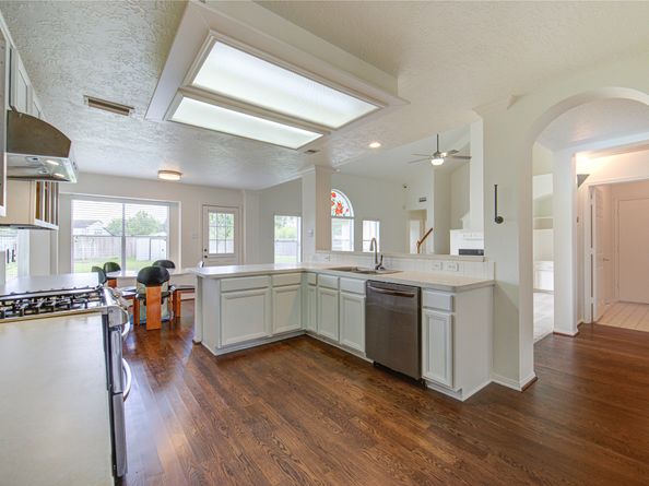 7726 Las Flores Drive, Houston TX 77083