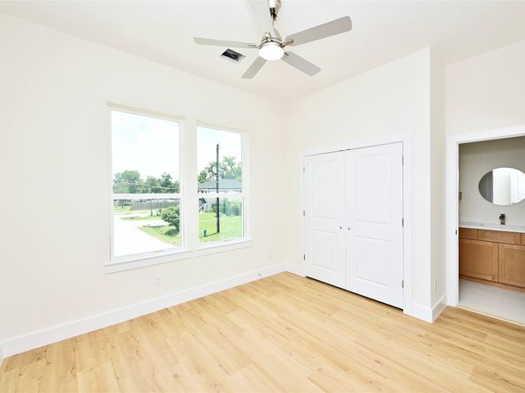 5921 Eastland Street, Houston TX 77028