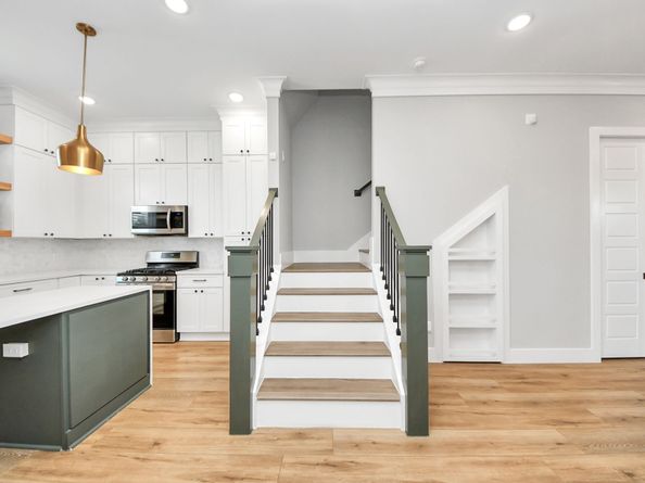 1512 E Hedrick Street, Houston TX 77011