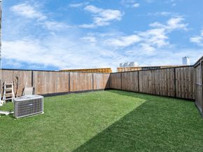 1512 E Hedrick Street, Houston TX 77011