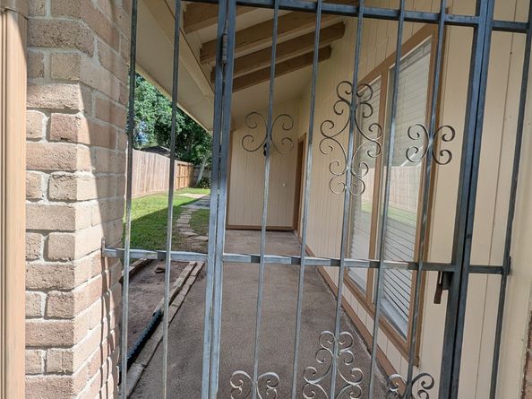 3610 Saratoga, Houston TX 77088