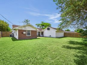 7703 Glenbrae Street, Houston TX 77061
