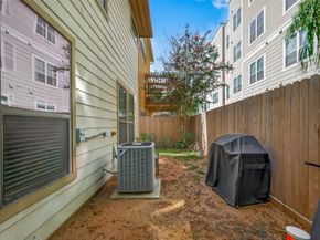 1323 Studer Street, Houston TX 77007