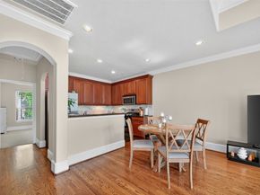 1323 Studer Street, Houston TX 77007