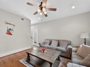 1323 Studer Street, Houston TX 77007