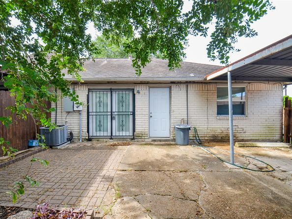 7323 Cook Road, Houston TX 77072