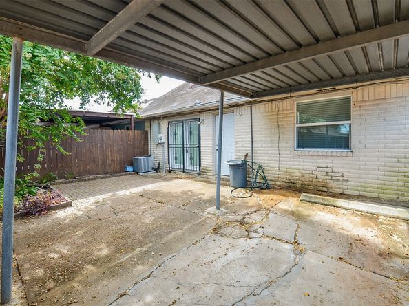 7323 Cook Road, Houston TX 77072