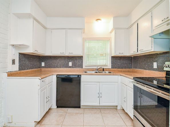 7323 Cook Road, Houston TX 77072