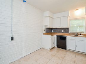 7323 Cook Road, Houston TX 77072