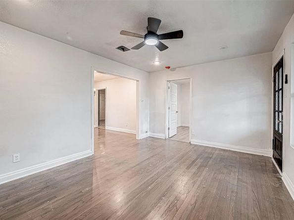 7010 S Hall Street, Houston TX 77028