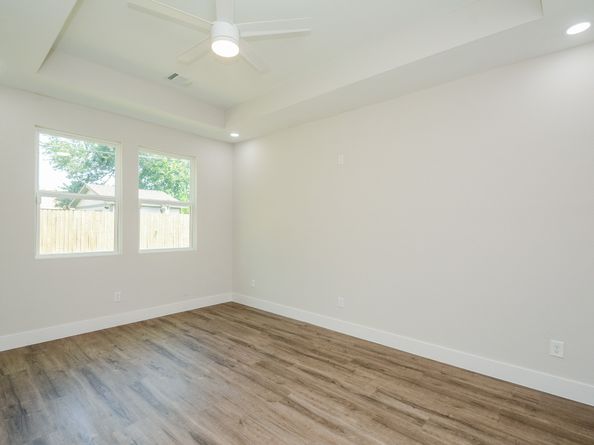 5923 Southtown Street, Houston TX 77033