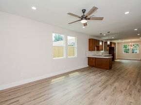 5923 Southtown Street, Houston TX 77033