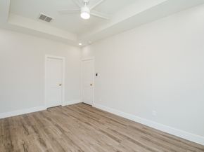 5923 Southtown Street, Houston TX 77033