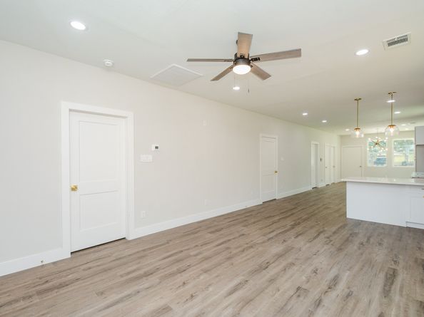 5923 Southtown Street, Houston TX 77033