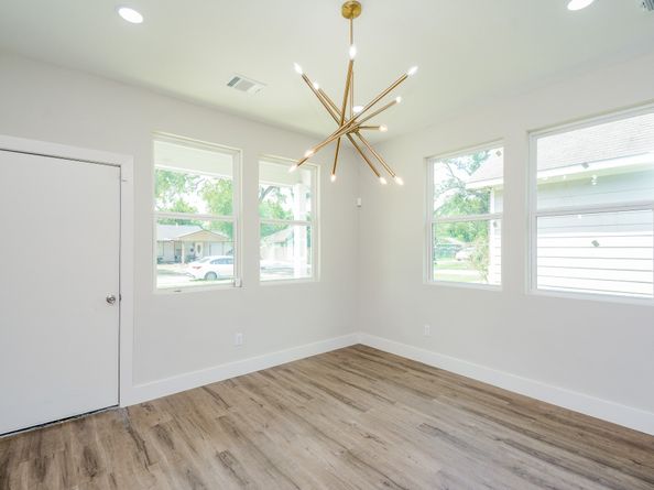 5923 Southtown Street, Houston TX 77033