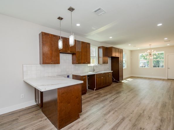 5923 Southtown Street, Houston TX 77033