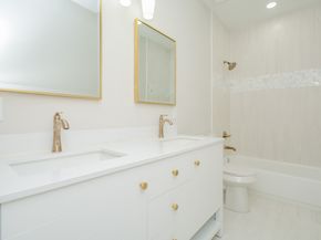 5923 Southtown Street, Houston TX 77033