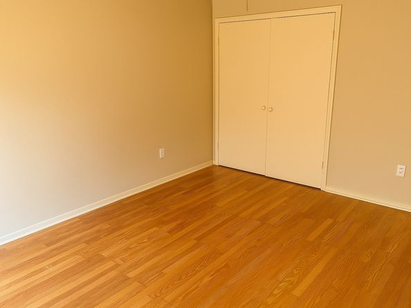 9146 Wilcrest Drive 9146, Houston TX 77099