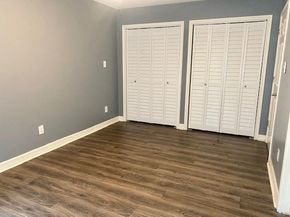 7648 Broadview Drive, Houston TX 77061
